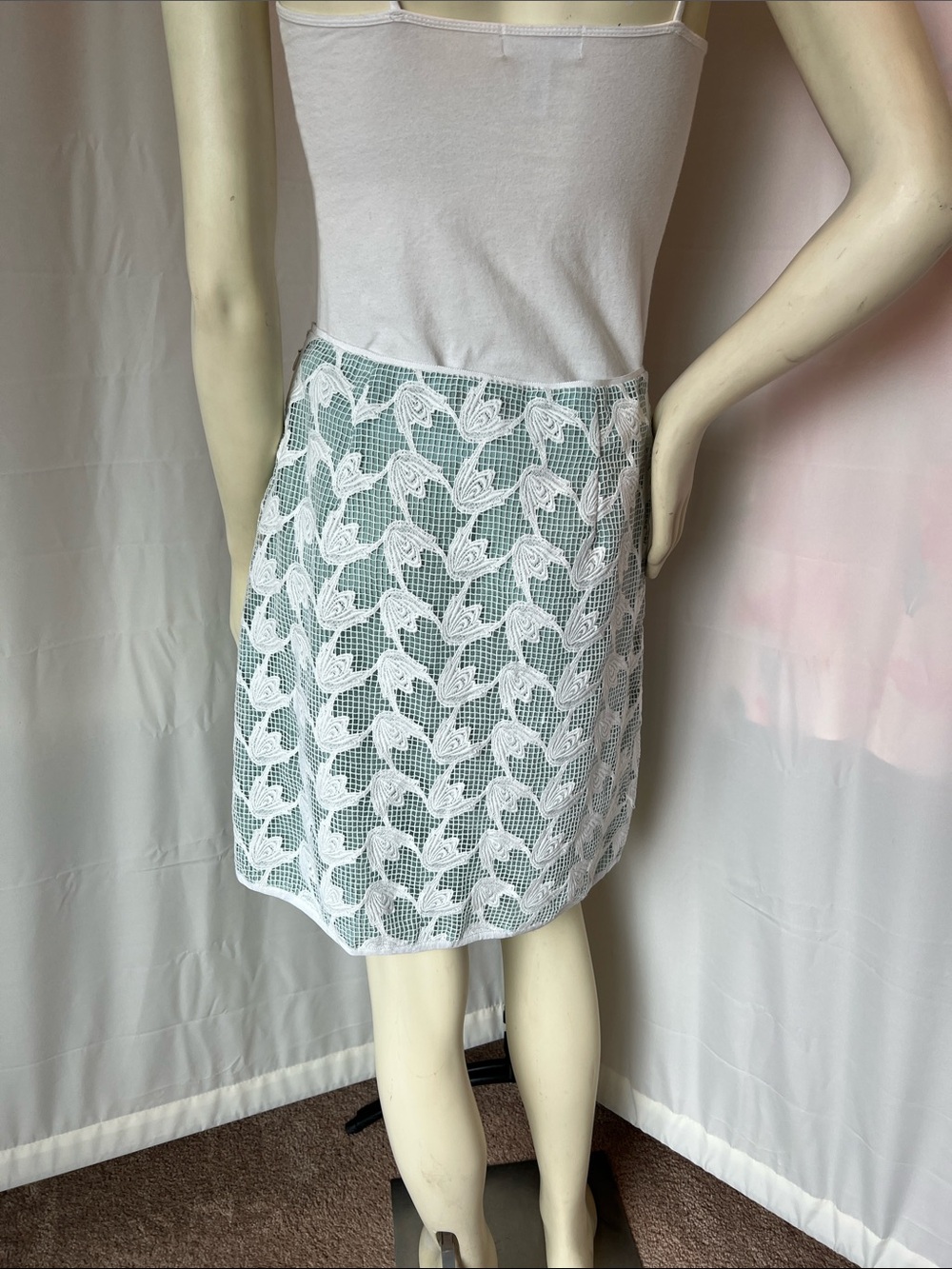 Tory Burch White Lace Overlay Pencil Skirt with Mint Underlay - Picture 5 of 7